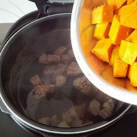 南瓜牛肉汤#松下饭煲年味#的做法图解5