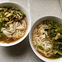 青椒榨菜汤面的做法图解11