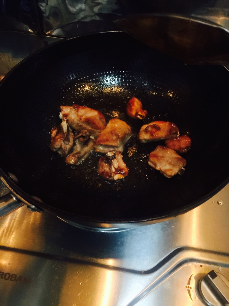 排骨炖土豆的做法图解2