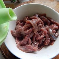 茭白烧牛肉丝的做法图解7
