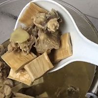 养生壶鸡骨笋干汤的做法图解5