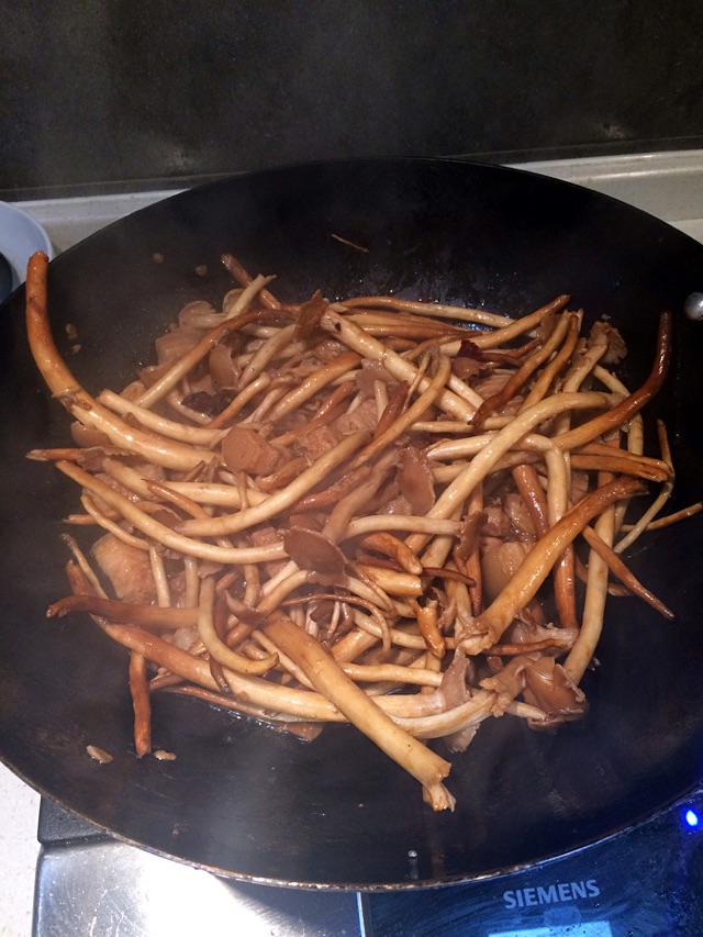 茶树菇烧肉（详细步骤）的做法图解8