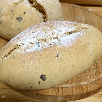 法式黑橄榄全麦面包