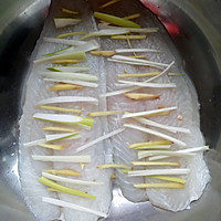 家常煎巴沙鱼的做法图解2