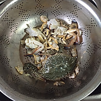 海鲜鸡煲的做法图解1