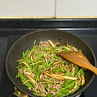 芦蒿豆干炒肉丝的做法图解12