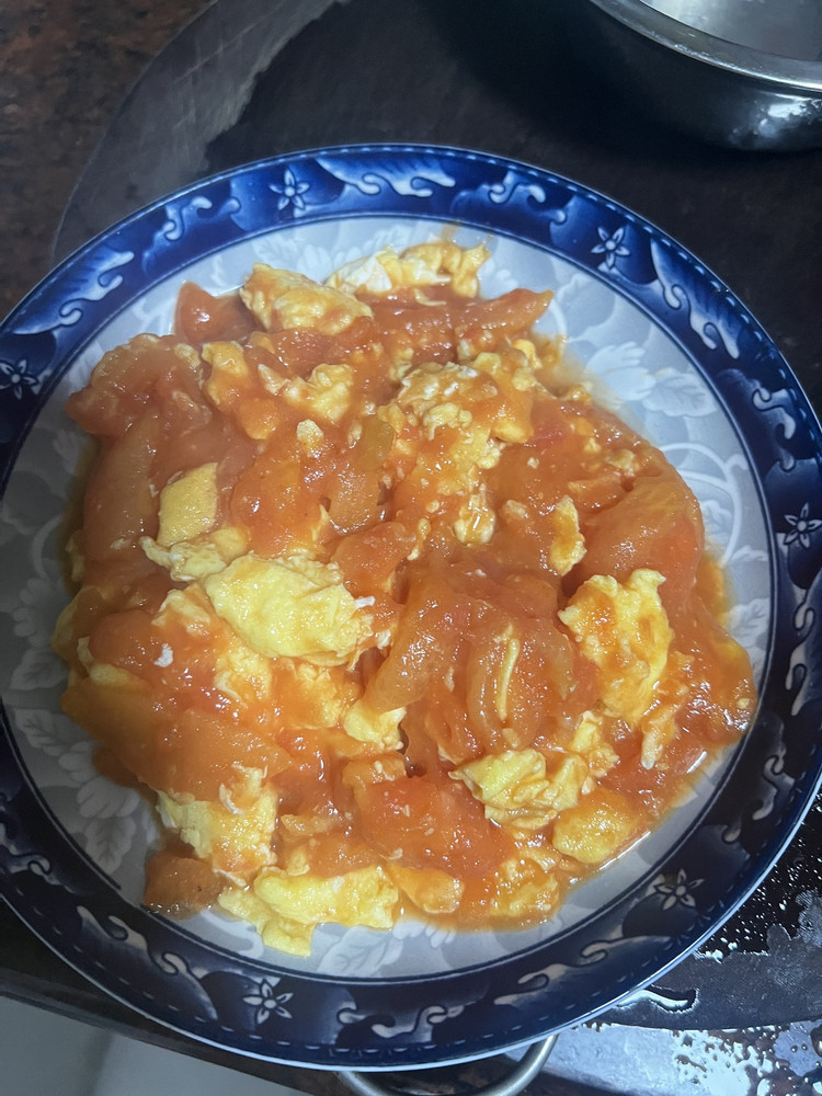 西红柿炒鸡蛋的做法