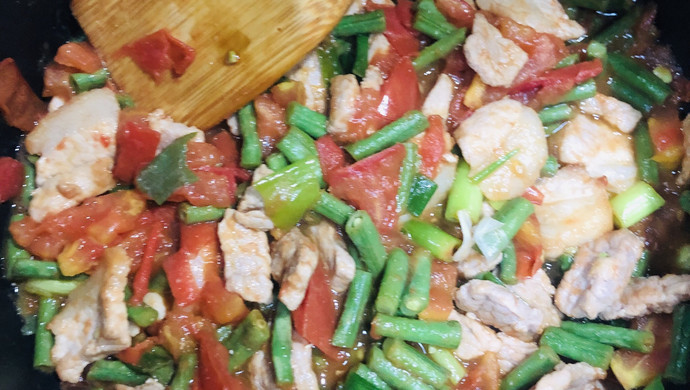 豆角番茄炒肉盖饭