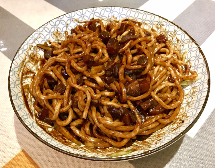 韩式炸酱面的做法