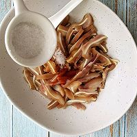 川香凉拌猪耳朵的做法图解3