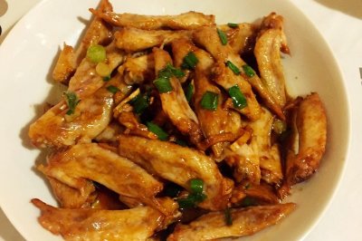 红烧鸡翅尖