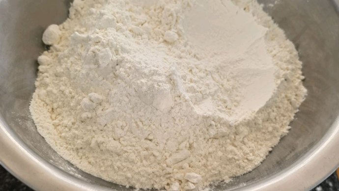 普通面粉变成蛋糕粉(低筋面粉)