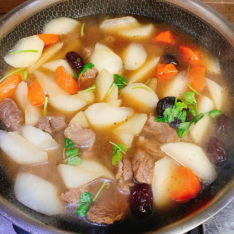 献血后营养餐～萝卜炖牛肉的做法