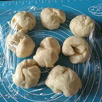 手揉椰蓉面包的做法图解6