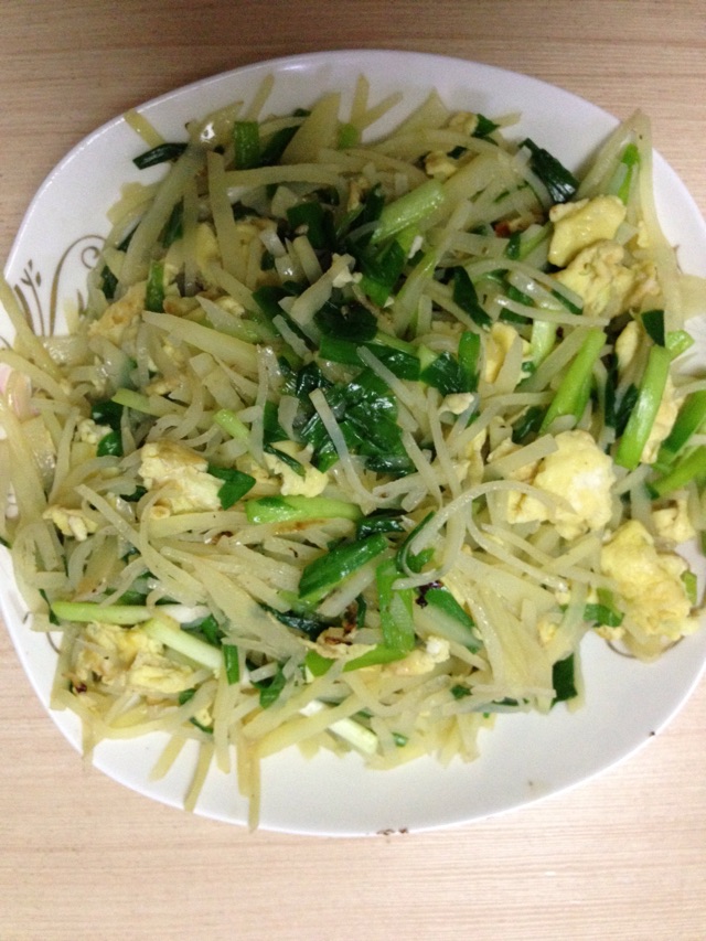 韭菜鸡蛋土豆丝（待客第一道）
