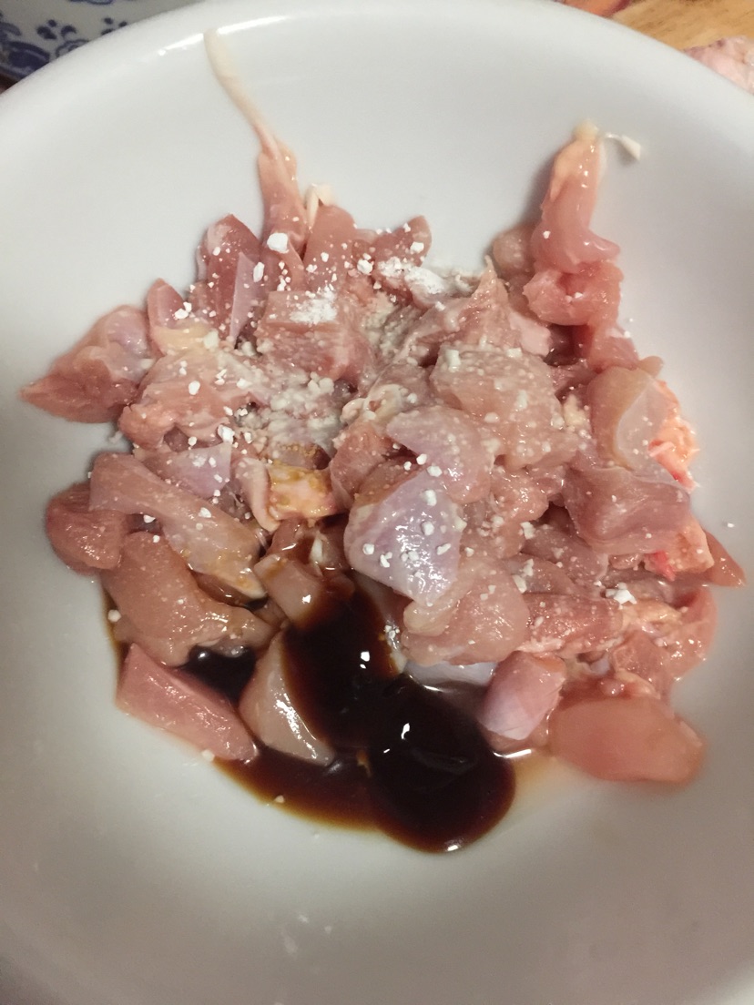 电饭煲鸡腿饭的做法图解4