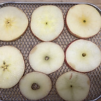 #春季减肥，边吃边瘦#苹果脆片的做法图解2