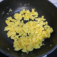 丝瓜炒鸡蛋的做法图解4