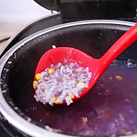 #本周热榜#紫薯玉米粥的做法图解2