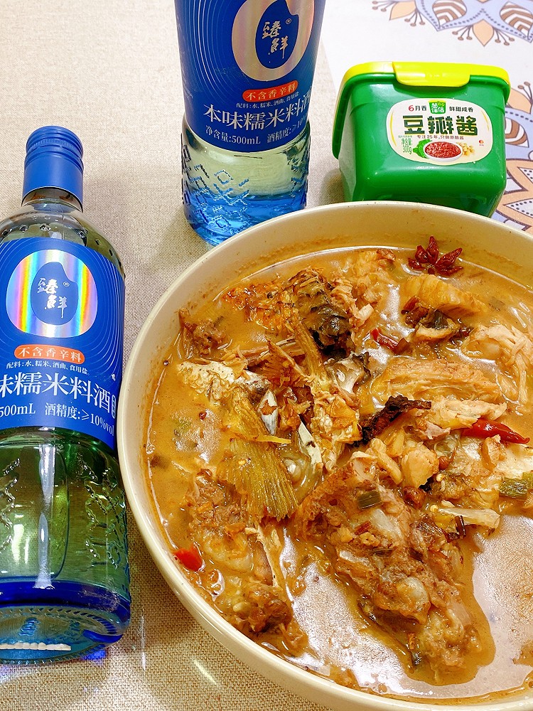 家庭版鱼头泡饼的做法