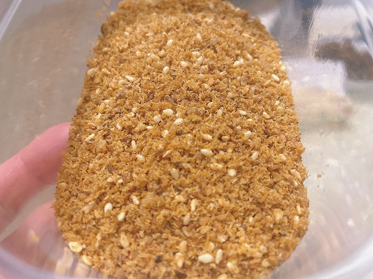 白芝麻香菇鸡肉酥（宝宝拌饭料）的做法