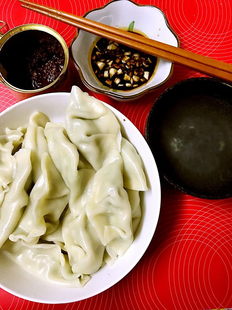 芹菜猪肉馅儿饺子的做法