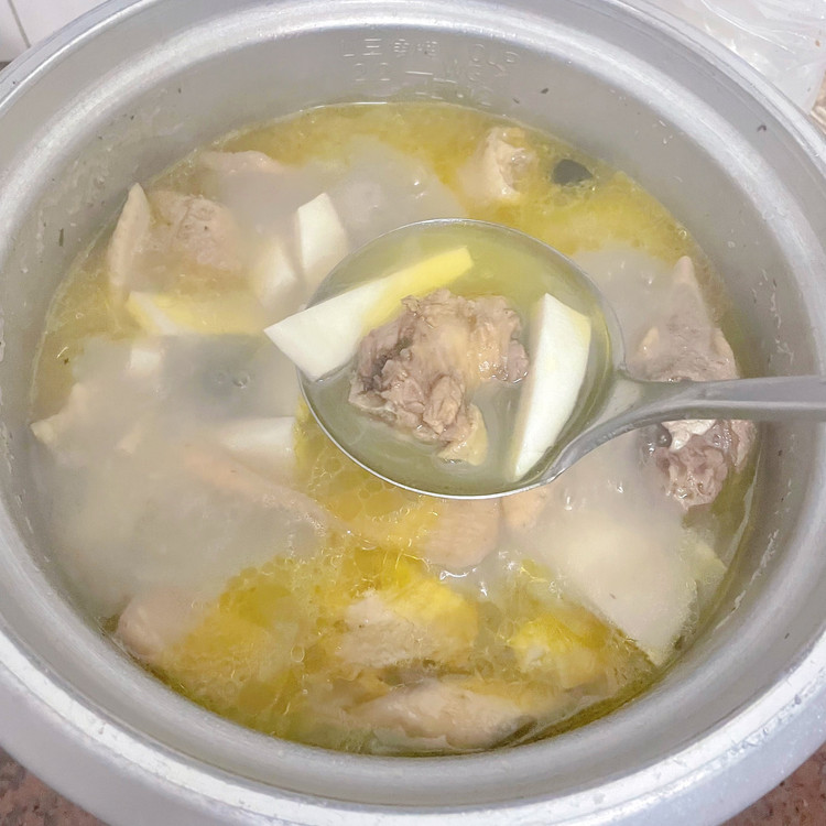 秋冬养生必备·椰子鸡汤的做法