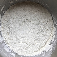 双色小麻花的做法图解1