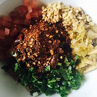 酸汤龙骨及烫菜的做法图解3