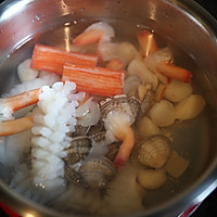 海鲜疙瘩汤的做法图解3