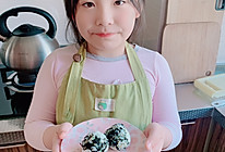 宝贝大厨之紫菜饭团的做法