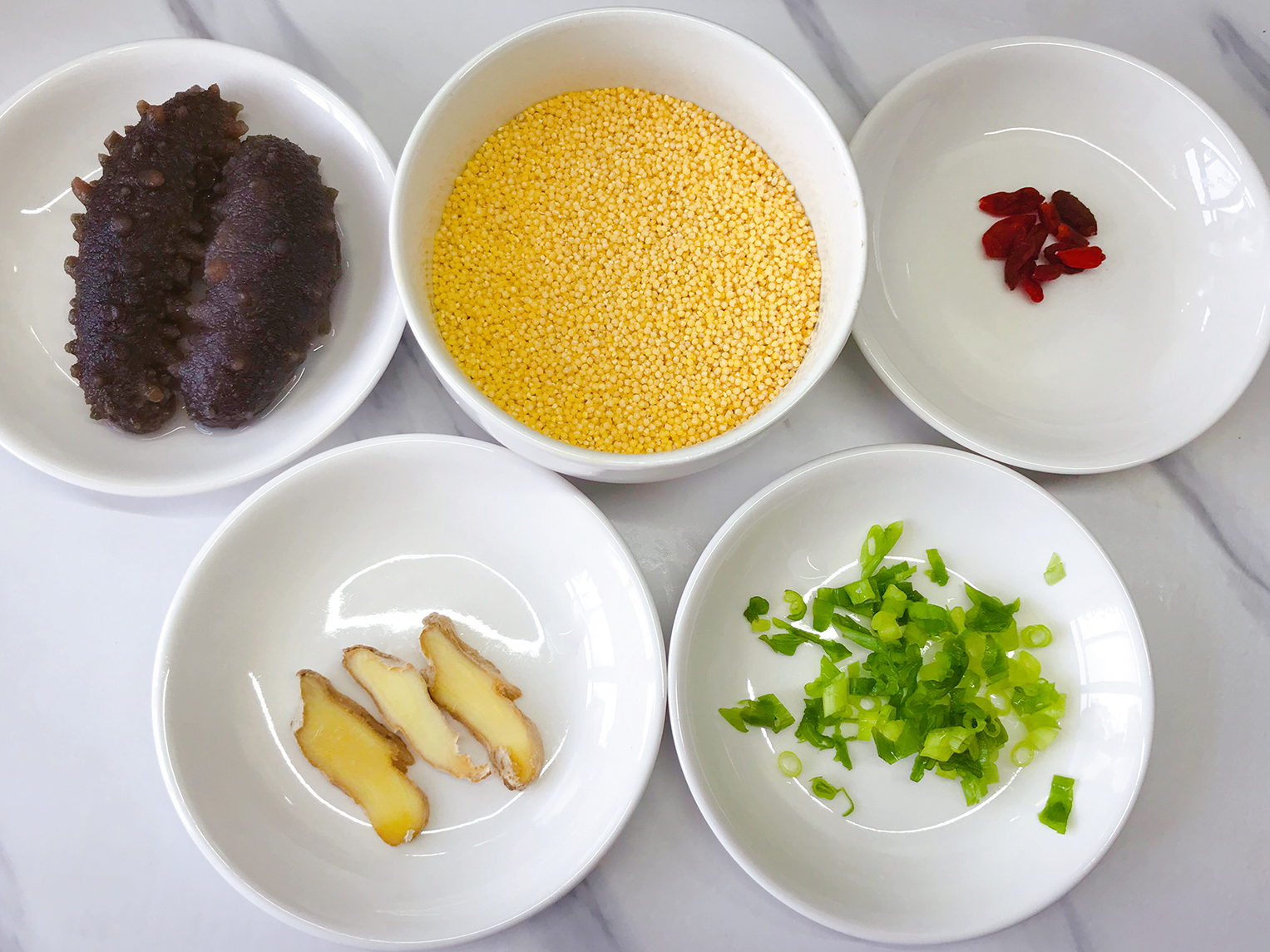 早上海参的简单最佳吃法（我煮的海参小米粥，食材丰富，味道鲜美，两口人喝得舒舒服服） | 干海参网