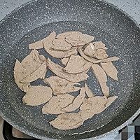 宝宝辅食•猪肝粉的做法图解2