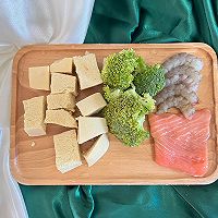 #挪威三文鱼#热腾腾的豆腐三文鱼汤的做法图解1