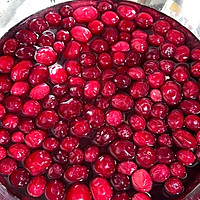 饮品必备——蔓越莓糖浆的做法图解1