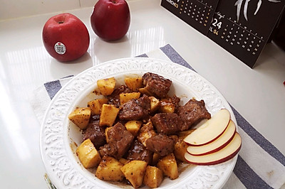 苹果黑椒牛肉粒