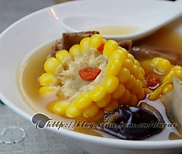 玉米淮杞脊骨汤的做法