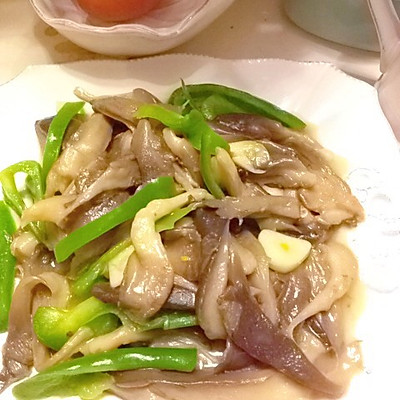 【减肥餐菜谱】清炒蘑菇青椒