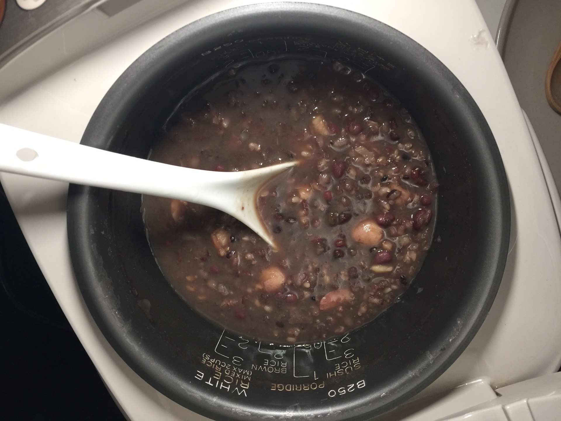 红豆薏米百合莲子粥怎么做_红豆薏米百合莲子粥的做法_豆果美食