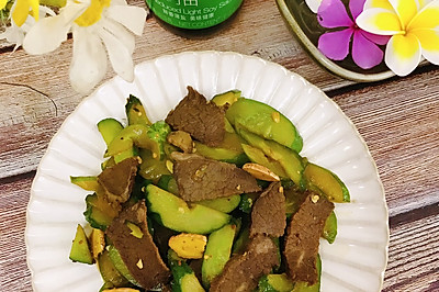 青瓜炒牛干巴