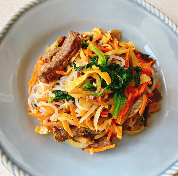 韩国牛肉拌杂菜（Japchae）—大口吃肉也能瘦的做法