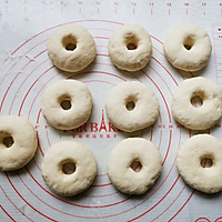 免烤箱‼️松软可口的甜甜圈的做法图解10