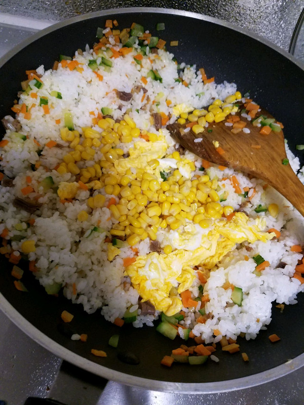 炒米饭的做法