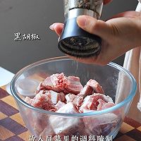 外焦里嫩好吃到舔手指的蒜香黄油排骨的做法图解1
