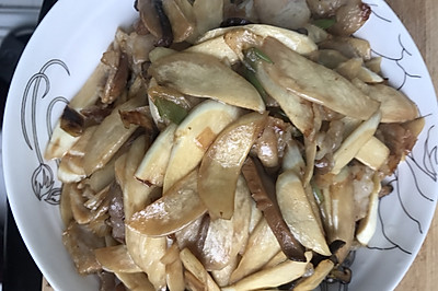 茭白香菇炒肉