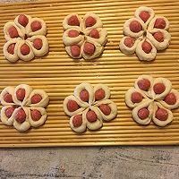 香肠花朵卷的做法图解12
