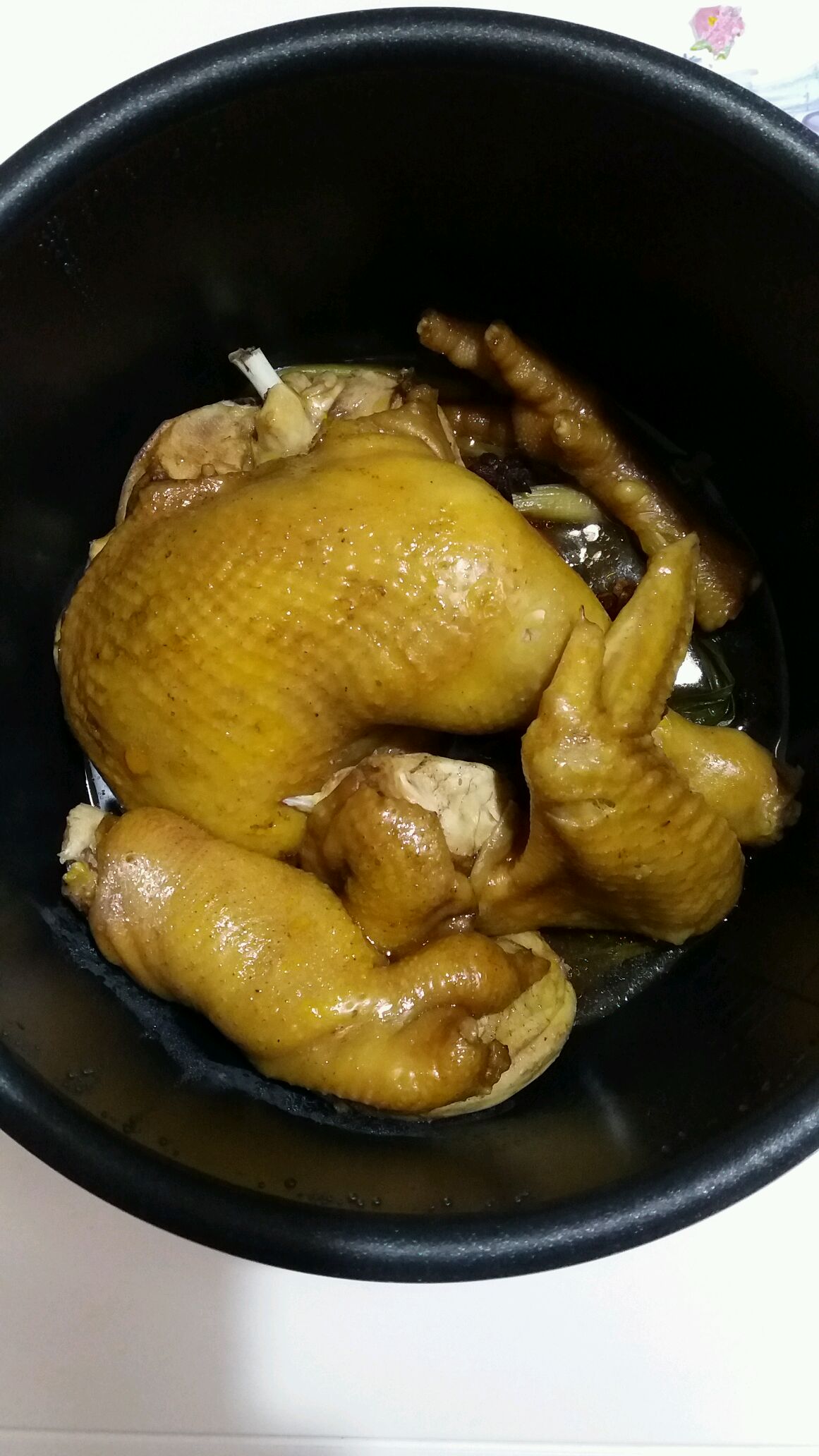 Stewed chicken in hot pot