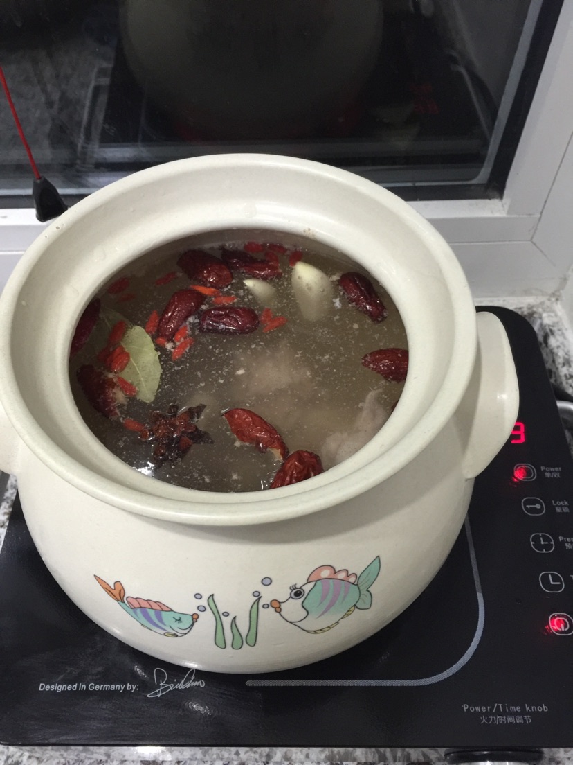 山药排骨汤的做法图解4