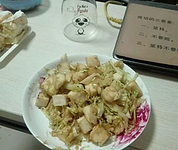 圆白菜（甘蓝）炒馒头块的做法