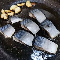 #秋天的第一条挪威青花鱼#香煎挪威青花鱼的做法图解5